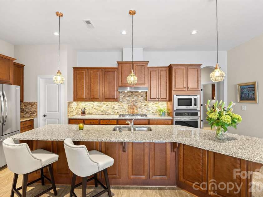 2519 Logan Caroline Lane, Monroe, NC 28110.  MLS# CAR4378299, YatesRealty ID 20148. 
