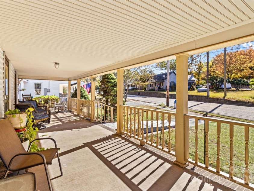 501 Main Street, Granite Quarry, NC 28146.  MLS# CAR4316463, YatesRealty ID 2015. 