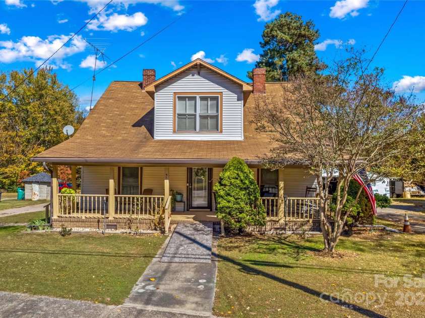 501 Main Street, Granite Quarry, NC 28146.  MLS# CAR4316463, YatesRealty ID 2015. 