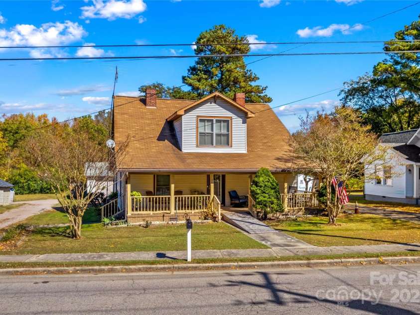 501 Main Street, Granite Quarry, NC 28146.  MLS# CAR4316463, YatesRealty ID 2015. 