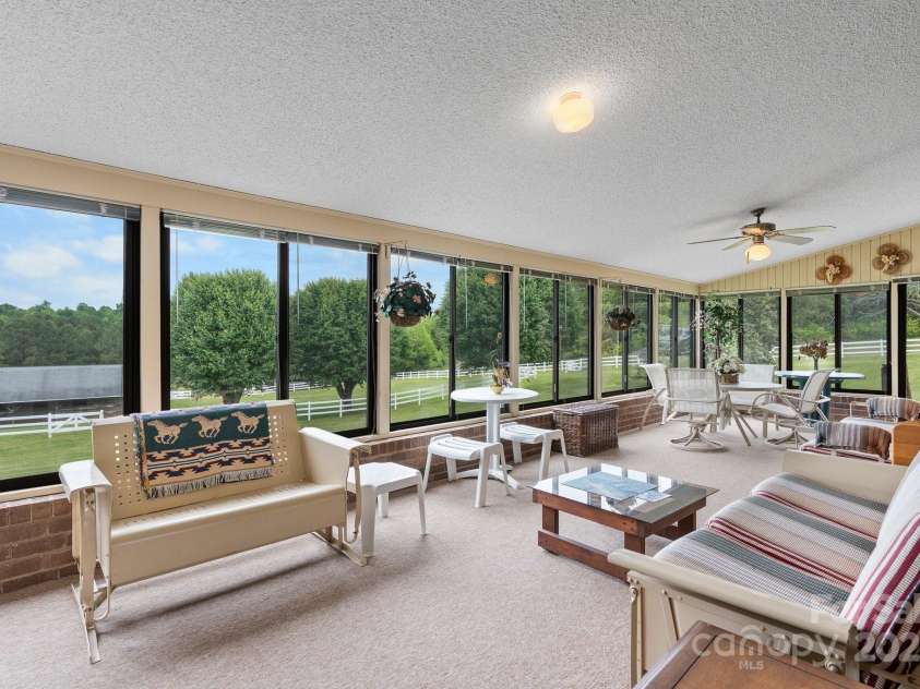 2448 Moss Farm Road, Hickory, NC 28602.  MLS# CAR4258265, YatesRealty ID 20150. 