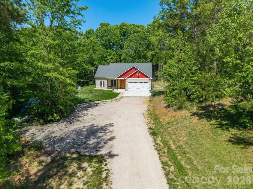 374 Giles Road, McConnells, SC 29726.  MLS# CAR4374017, YatesRealty ID 20150. 