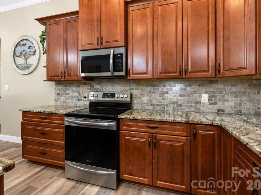 374 Giles Road, McConnells, SC 29726.  MLS# CAR4374017, YatesRealty ID 20150. 