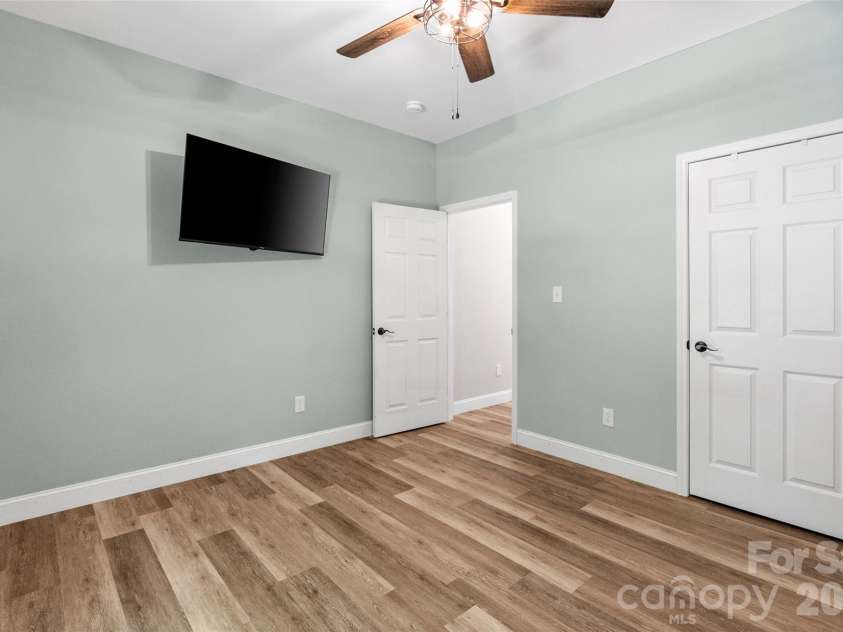 374 Giles Road, McConnells, SC 29726.  MLS# CAR4374017, YatesRealty ID 20150. 