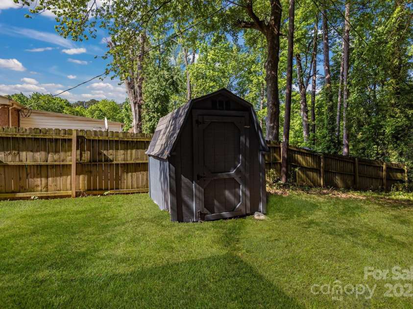 3637 Glenville Avenue, Charlotte, NC 28215.  MLS# CAR4257290, YatesRealty ID 20152. Includes shed in backyard.