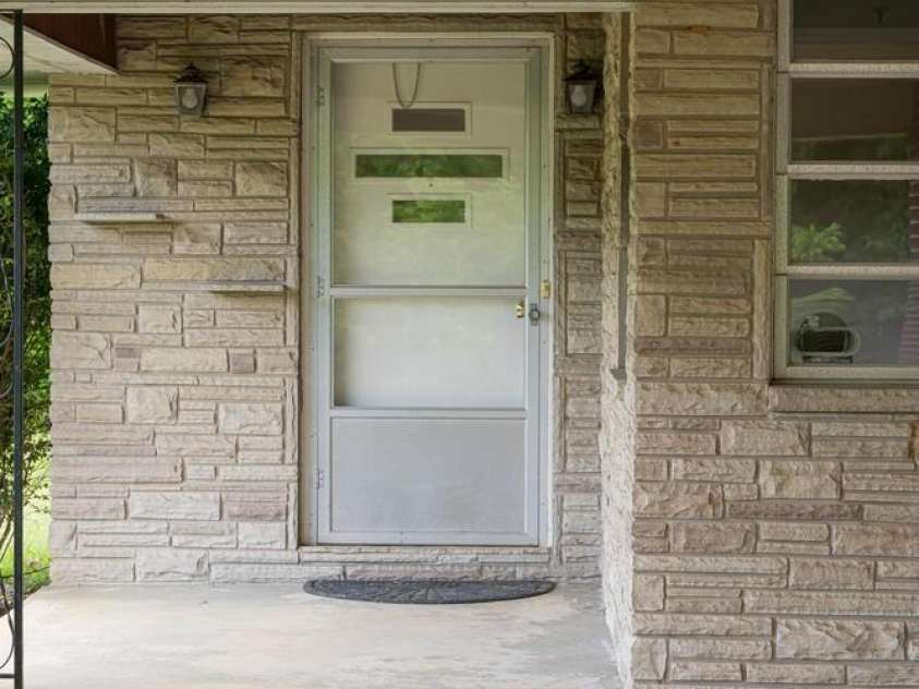 546 Scronce Creek Road, Burnsville, NC 28714.  MLS# CAR4243837, YatesRealty ID 20153. Front Entry Porch