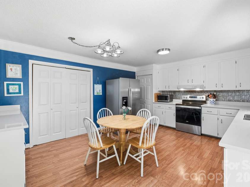 2078 Rock Springs Circle, Denver, NC 28037.  MLS# CAR4375811, YatesRealty ID 20154. 