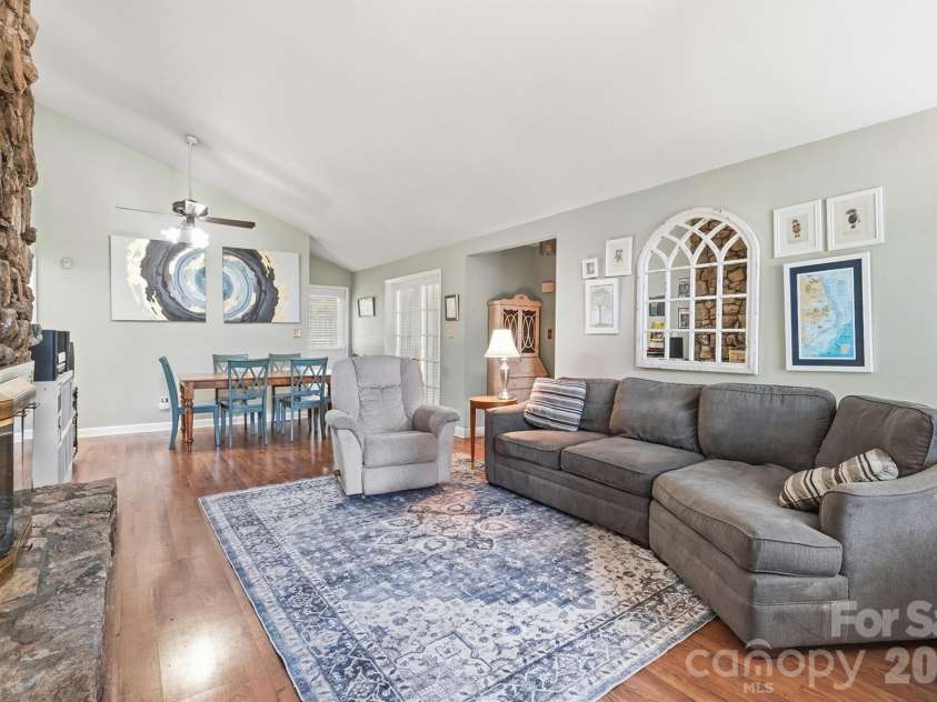 2078 Rock Springs Circle, Denver, NC 28037.  MLS# CAR4375811, YatesRealty ID 20154. 