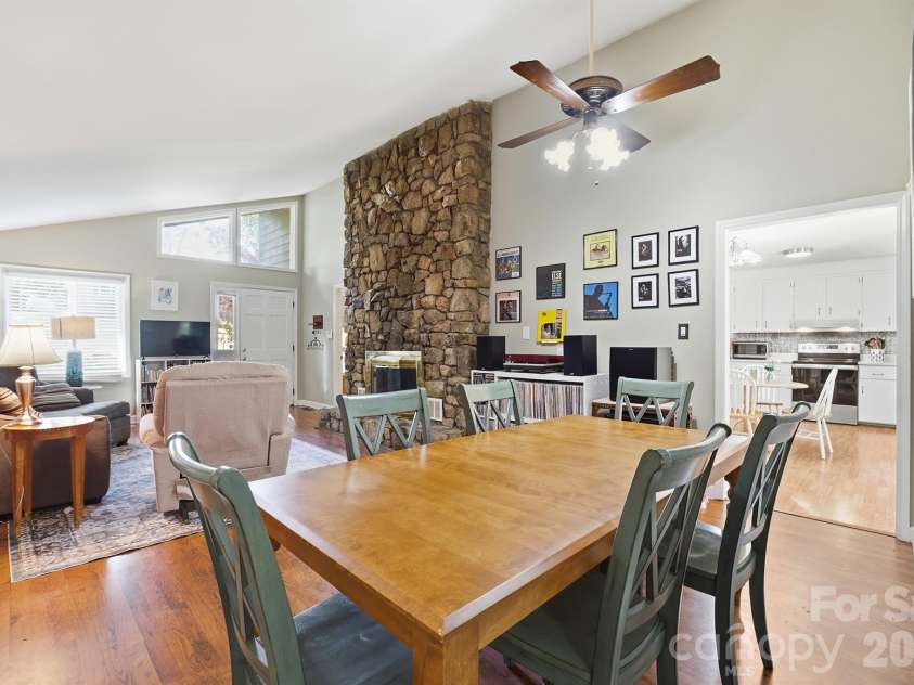 2078 Rock Springs Circle, Denver, NC 28037.  MLS# CAR4375811, YatesRealty ID 20154. 