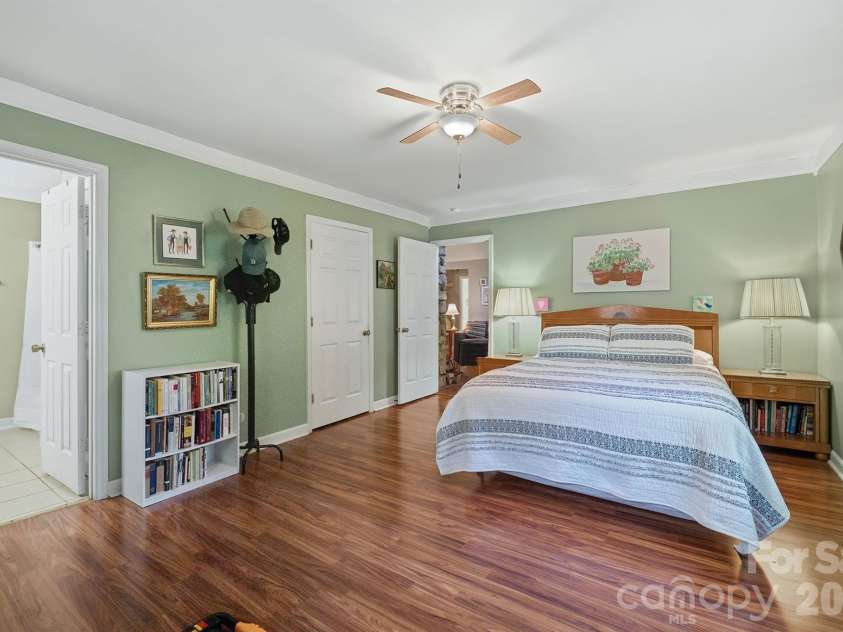 2078 Rock Springs Circle, Denver, NC 28037.  MLS# CAR4375811, YatesRealty ID 20154. 