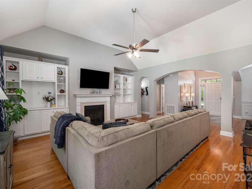 2804 Pulaski Drive, Monroe, NC 28110.  MLS# CAR4270647, YatesRealty ID 20155. 