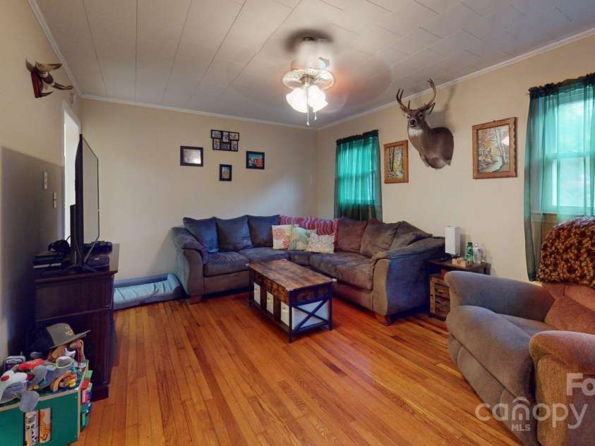 151 Sunny Street, Marion, NC 28752.  MLS# CAR4271600, YatesRealty ID 20156. 