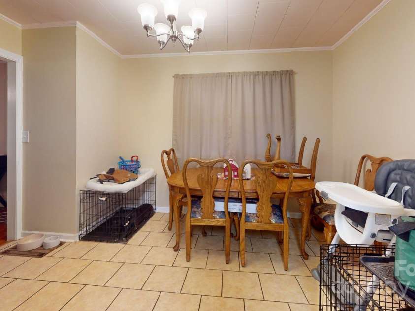 151 Sunny Street, Marion, NC 28752.  MLS# CAR4271600, YatesRealty ID 20156. 