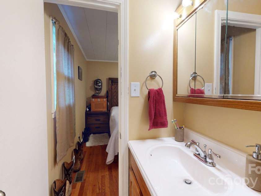 151 Sunny Street, Marion, NC 28752.  MLS# CAR4271600, YatesRealty ID 20156. 