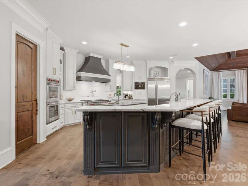 200 Oakmont Lane, Waxhaw, NC 28173.  MLS# CAR4377681, YatesRealty ID 20156. 