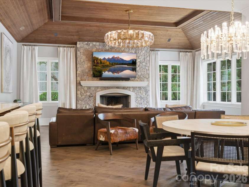 200 Oakmont Lane, Waxhaw, NC 28173.  MLS# CAR4377681, YatesRealty ID 20156. 