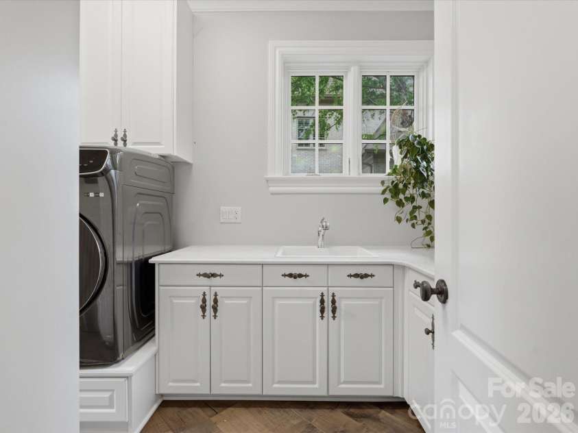 200 Oakmont Lane, Waxhaw, NC 28173.  MLS# CAR4377681, YatesRealty ID 20156. 