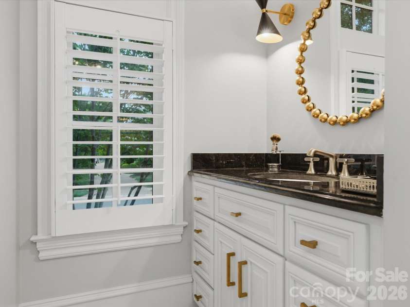 200 Oakmont Lane, Waxhaw, NC 28173.  MLS# CAR4377681, YatesRealty ID 20156. 
