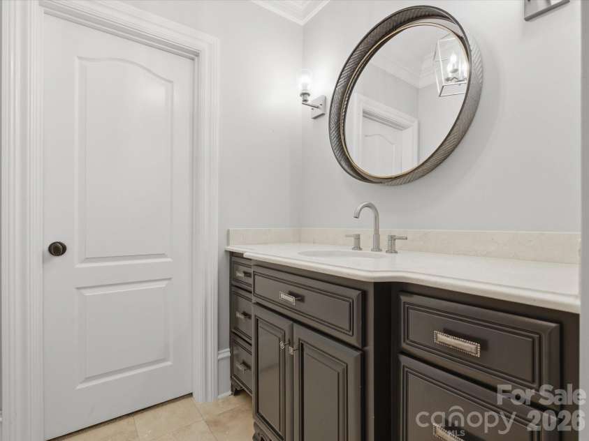 200 Oakmont Lane, Waxhaw, NC 28173.  MLS# CAR4377681, YatesRealty ID 20156. 