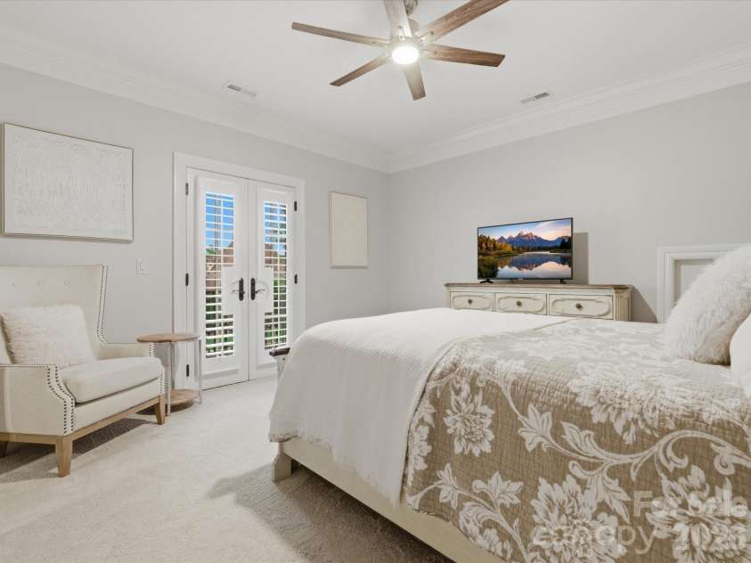 200 Oakmont Lane, Waxhaw, NC 28173.  MLS# CAR4377681, YatesRealty ID 20156. 