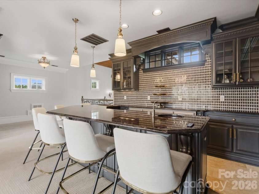 200 Oakmont Lane, Waxhaw, NC 28173.  MLS# CAR4377681, YatesRealty ID 20156. 