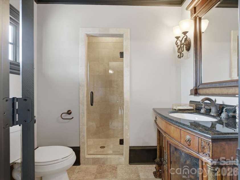 200 Oakmont Lane, Waxhaw, NC 28173.  MLS# CAR4377681, YatesRealty ID 20156. 