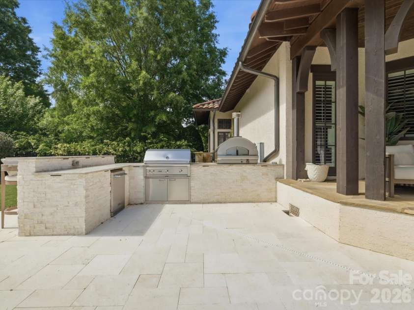 200 Oakmont Lane, Waxhaw, NC 28173.  MLS# CAR4377681, YatesRealty ID 20156. 