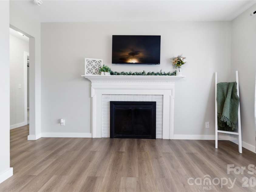574 Old Mooresboro Road, Mooresboro, NC 28114.  MLS# CAR4377687, YatesRealty ID 20157. 