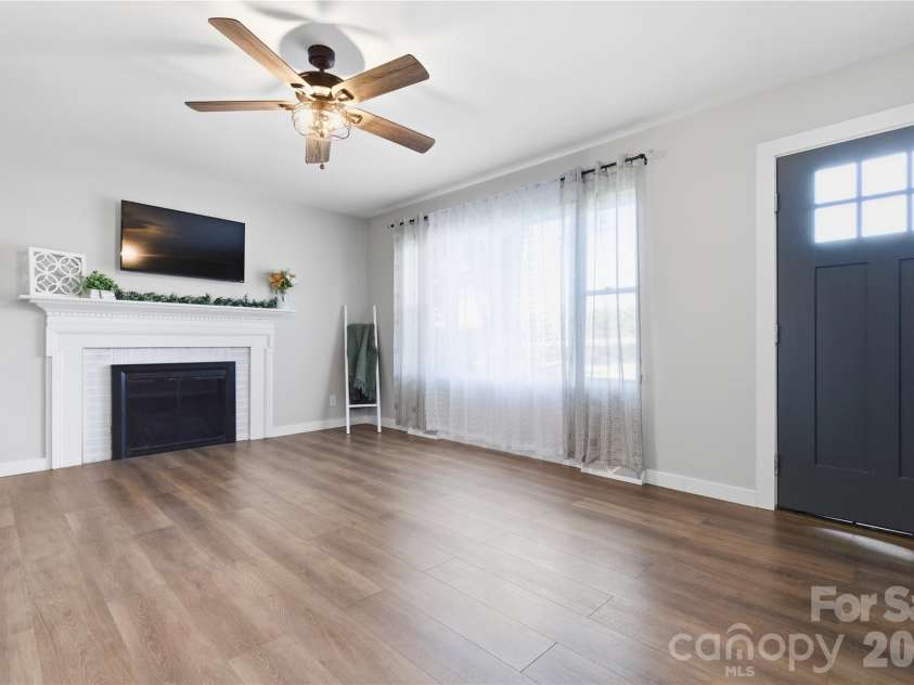 574 Old Mooresboro Road, Mooresboro, NC 28114.  MLS# CAR4377687, YatesRealty ID 20157. 