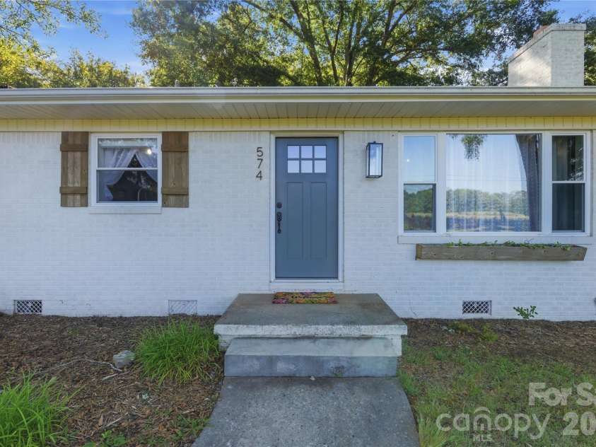 574 Old Mooresboro Road, Mooresboro, NC 28114.  MLS# CAR4377687, YatesRealty ID 20157. 