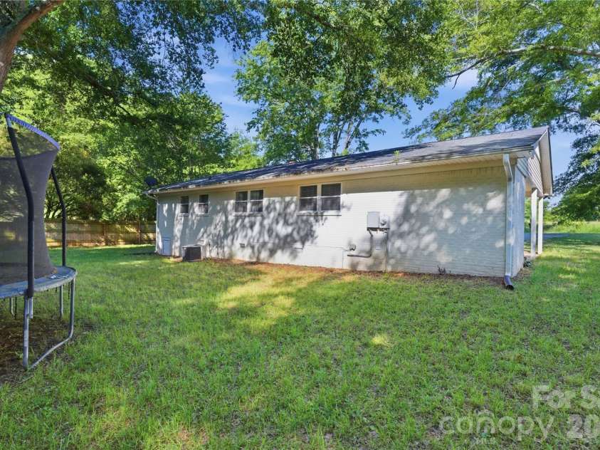 574 Old Mooresboro Road, Mooresboro, NC 28114.  MLS# CAR4377687, YatesRealty ID 20157. 