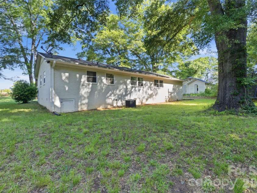 574 Old Mooresboro Road, Mooresboro, NC 28114.  MLS# CAR4377687, YatesRealty ID 20157. 