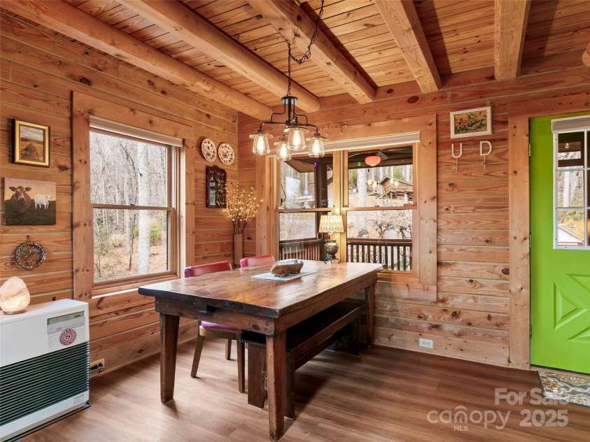 1239 Lower Loop Drive, Fletcher, NC 28732.  MLS# CAR4327631, YatesRealty ID 2016. Dining Room