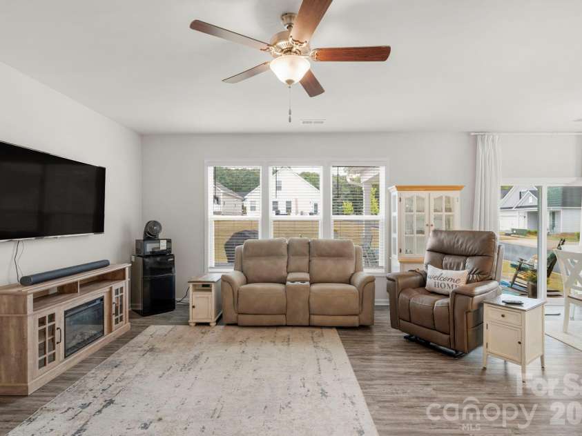 7162 Indigo Way, Denver, NC 28037.  MLS# CAR4378675, YatesRealty ID 20160. 