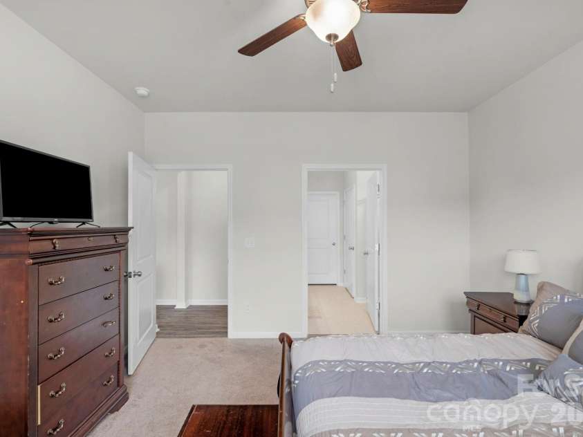 7162 Indigo Way, Denver, NC 28037.  MLS# CAR4378675, YatesRealty ID 20160. 