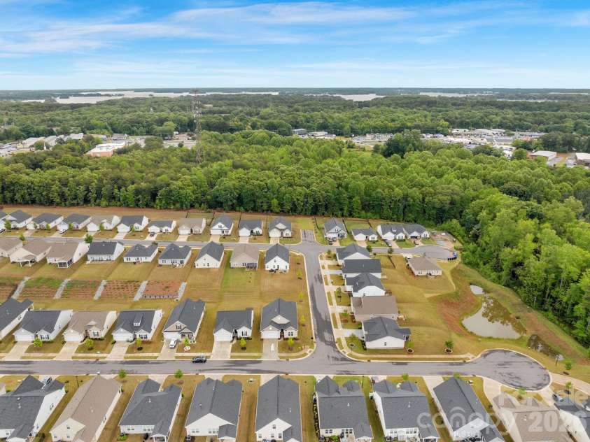 7162 Indigo Way, Denver, NC 28037.  MLS# CAR4378675, YatesRealty ID 20160. 