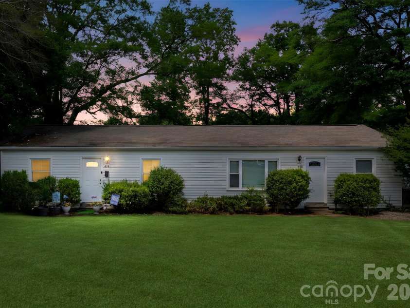 414 Wilkins Street, Dallas, NC 28034.  MLS# CAR4379211, YatesRealty ID 20163. 