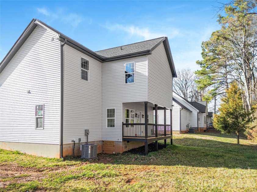 119 Hollifield Street, Gastonia, NC 28056.  MLS# CAR4380044, YatesRealty ID 20167. 