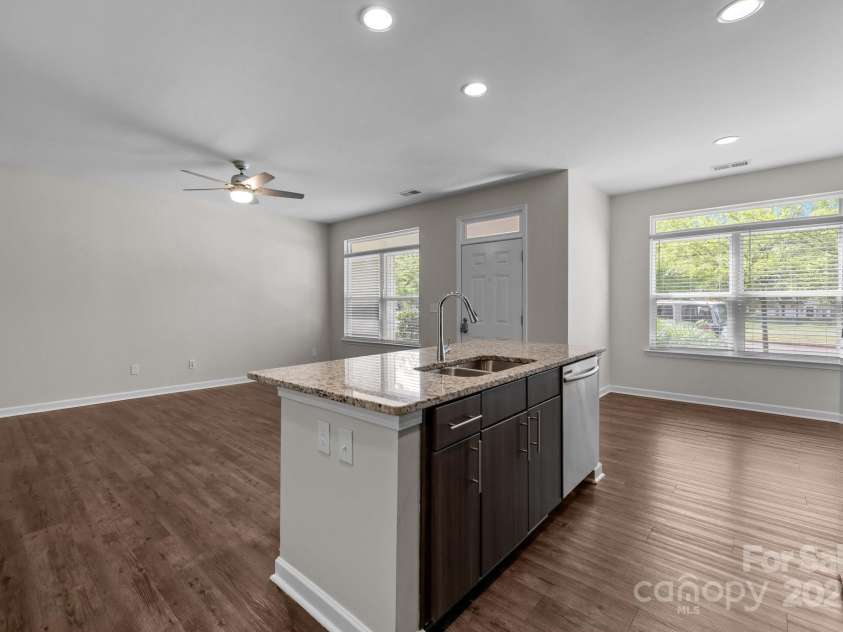 206 Overstone Court, Fort Mill, SC 29715.  MLS# CAR4258511, YatesRealty ID 20167. 