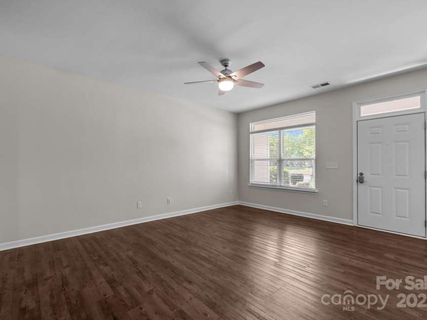 206 Overstone Court, Fort Mill, SC 29715.  MLS# CAR4258511, YatesRealty ID 20167. 