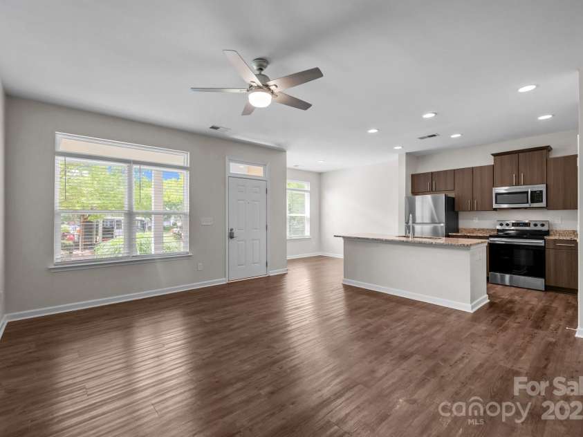 206 Overstone Court, Fort Mill, SC 29715.  MLS# CAR4258511, YatesRealty ID 20167. 