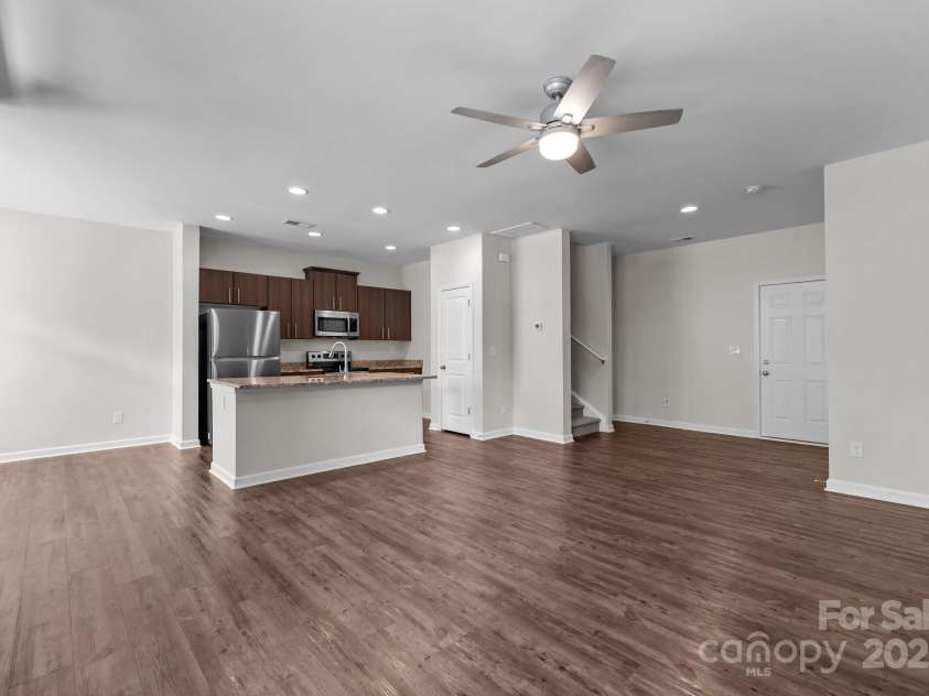 206 Overstone Court, Fort Mill, SC 29715.  MLS# CAR4258511, YatesRealty ID 20167. 