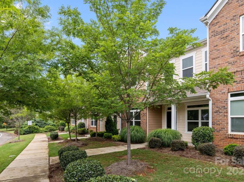 206 Overstone Court, Fort Mill, SC 29715.  MLS# CAR4258511, YatesRealty ID 20167. 