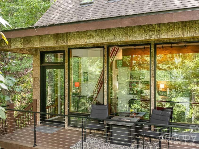 265 Laurel Branch Road, Canton, NC 28716.  MLS# CAR4231718, YatesRealty ID 2017. 