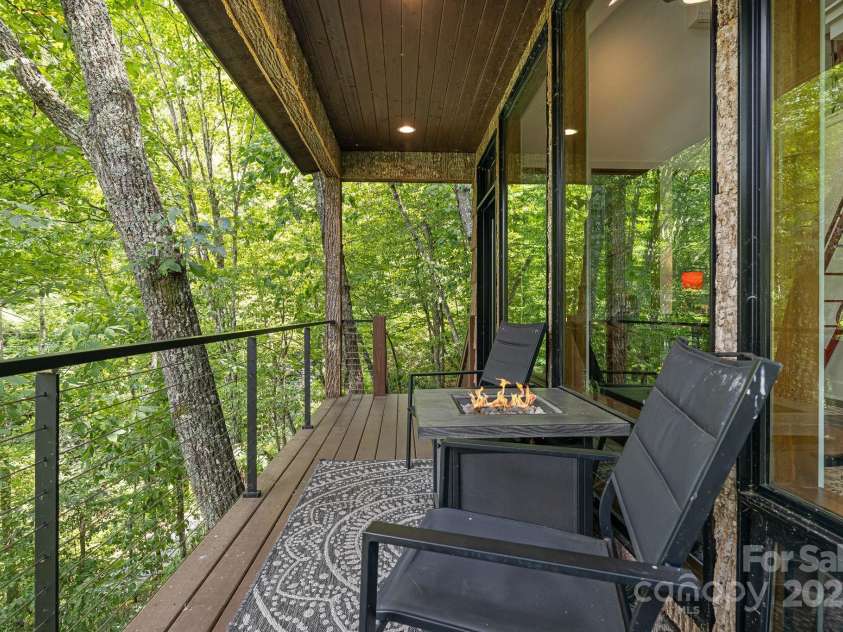 265 Laurel Branch Road, Canton, NC 28716.  MLS# CAR4231718, YatesRealty ID 2017. 