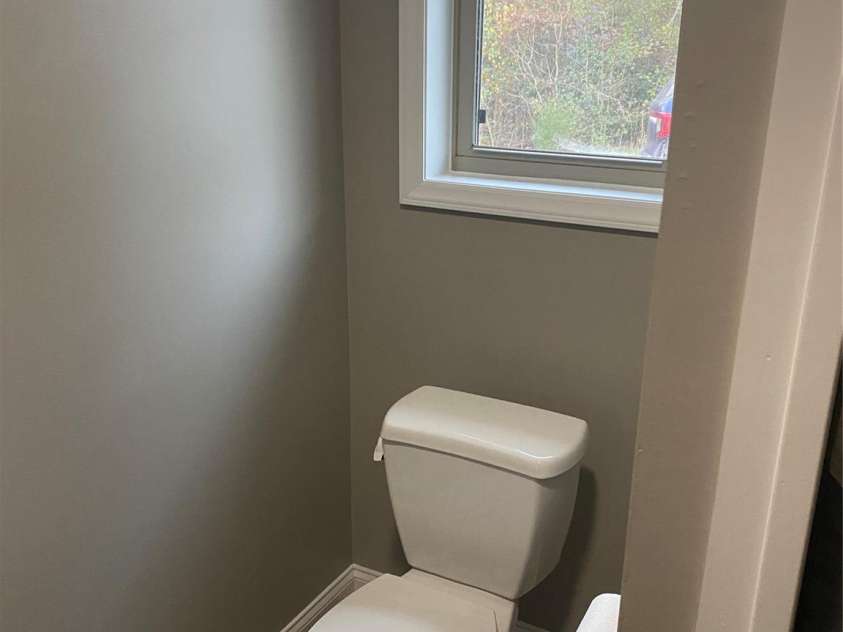 2818 Rockford Road, Shelby, NC 28152.  MLS# CAR4200590, YatesRealty ID 2017. Primary Bath