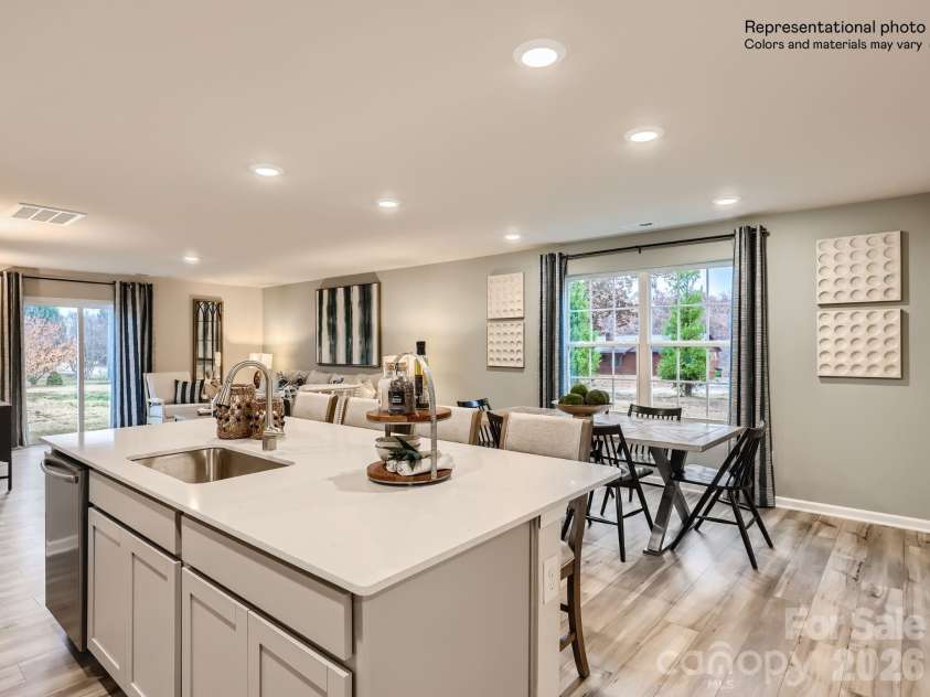 152 Spotted Way, Troutman, NC 28166.  MLS# CAR4380131, YatesRealty ID 20170. Kitchen Island