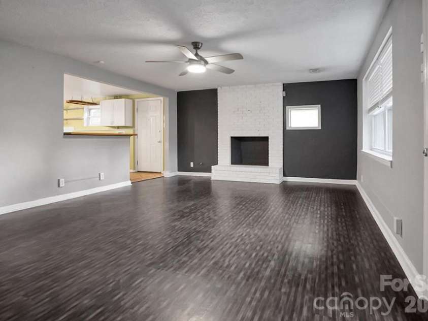 1305 Markway Street, Shelby, NC 28150.  MLS# CAR4379303, YatesRealty ID 20171. 