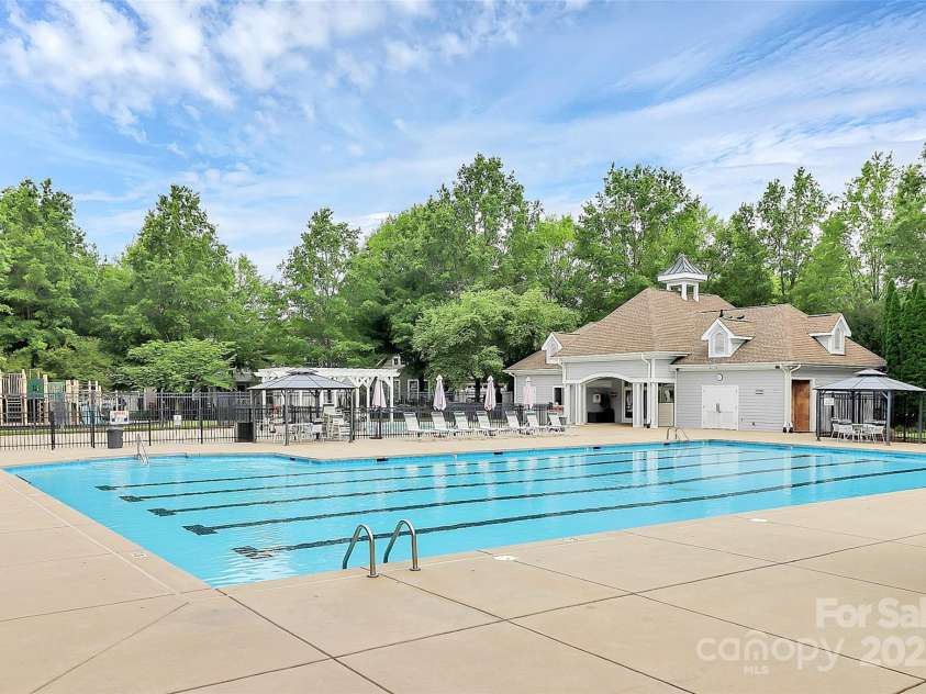 14904 Rosemary Way Drive, Huntersville, NC 28078.  MLS# CAR4266455, YatesRealty ID 20172. Community pool