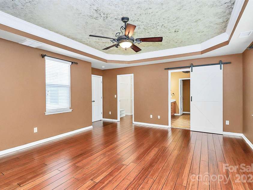 14904 Rosemary Way Drive, Huntersville, NC 28078.  MLS# CAR4266455, YatesRealty ID 20172. Primary bedroom